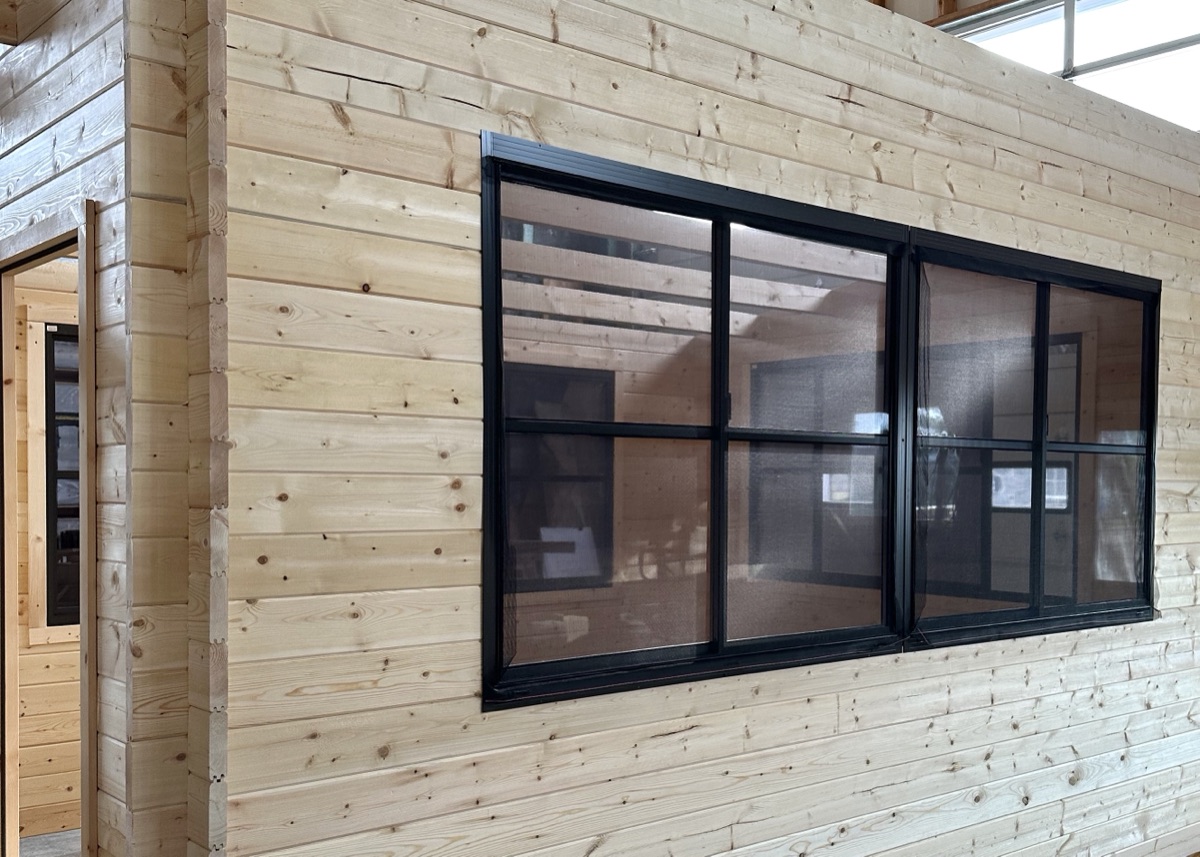 Eze Breeze Sunroom Cabin™ - Image 7