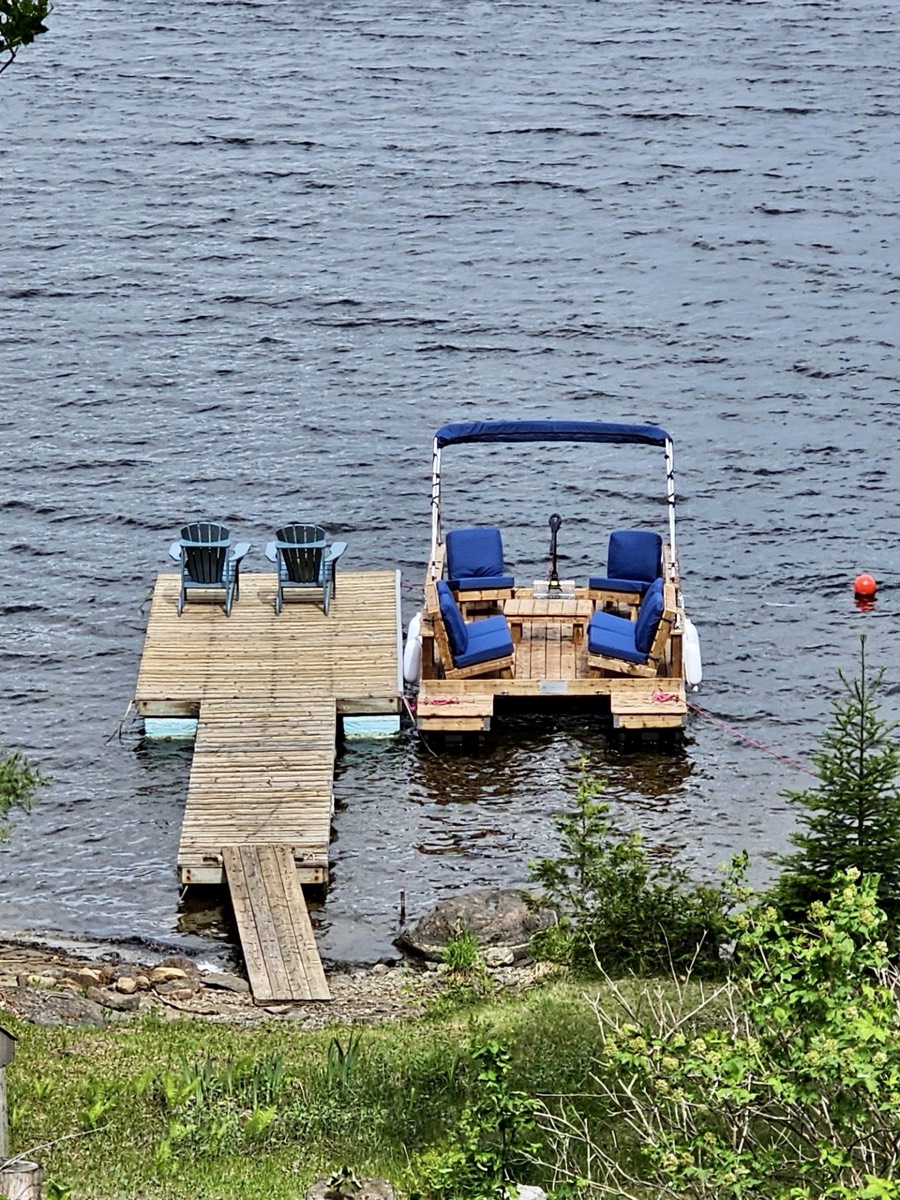 The Captain Supreme Pontoon Dock Boat - Image 5